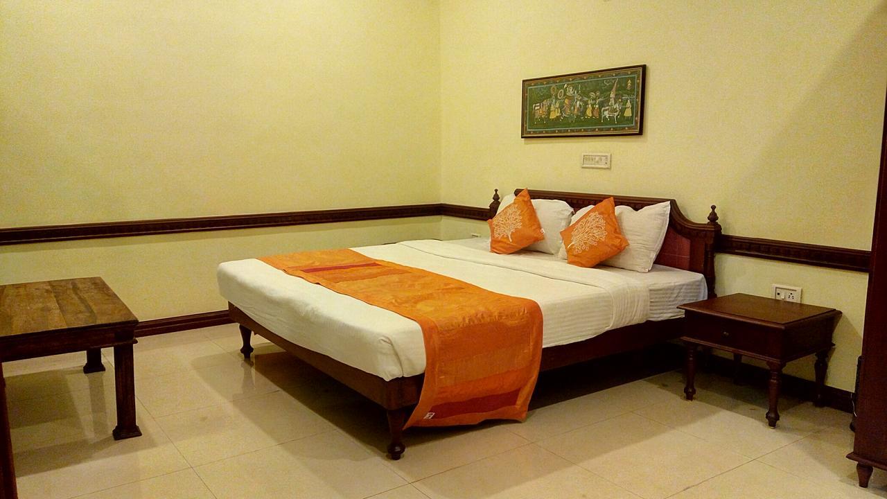 Ats Willingdon Hotel Kochi Bagian luar foto